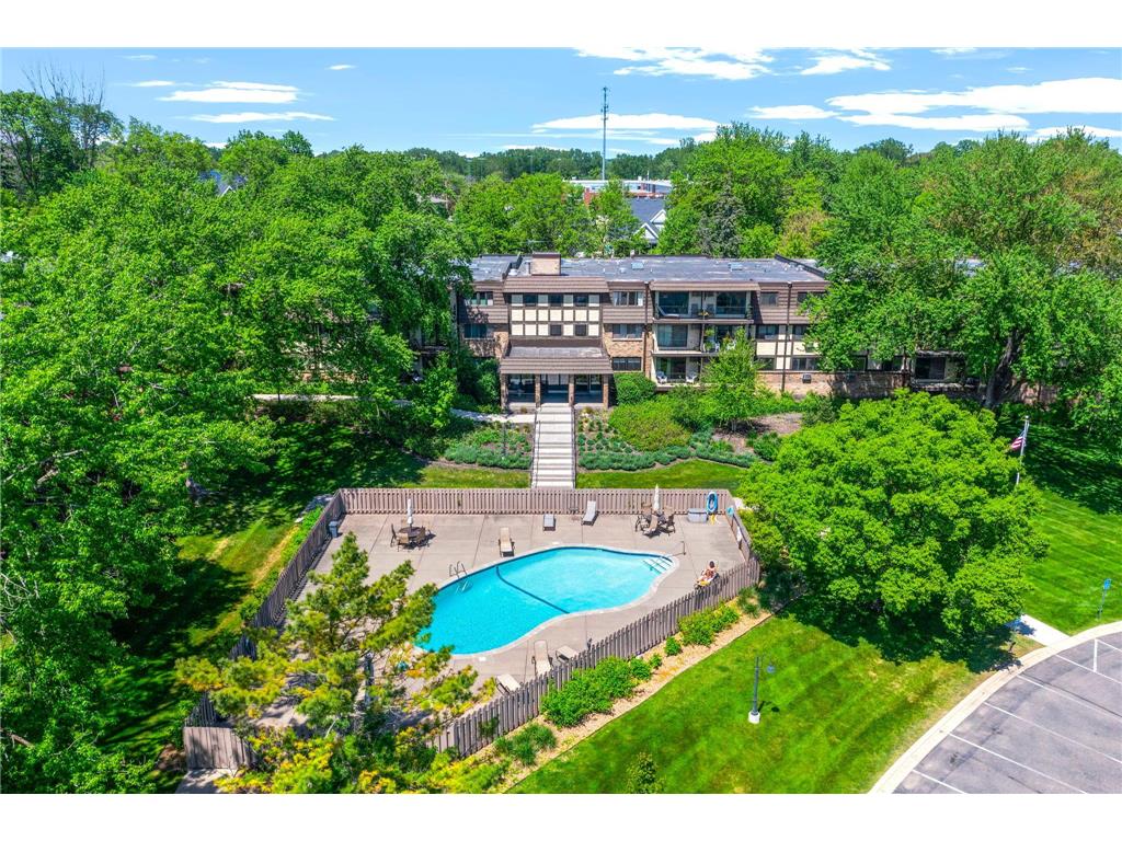 205 Barry #117 Wayzata MN 55391 7074963 image63