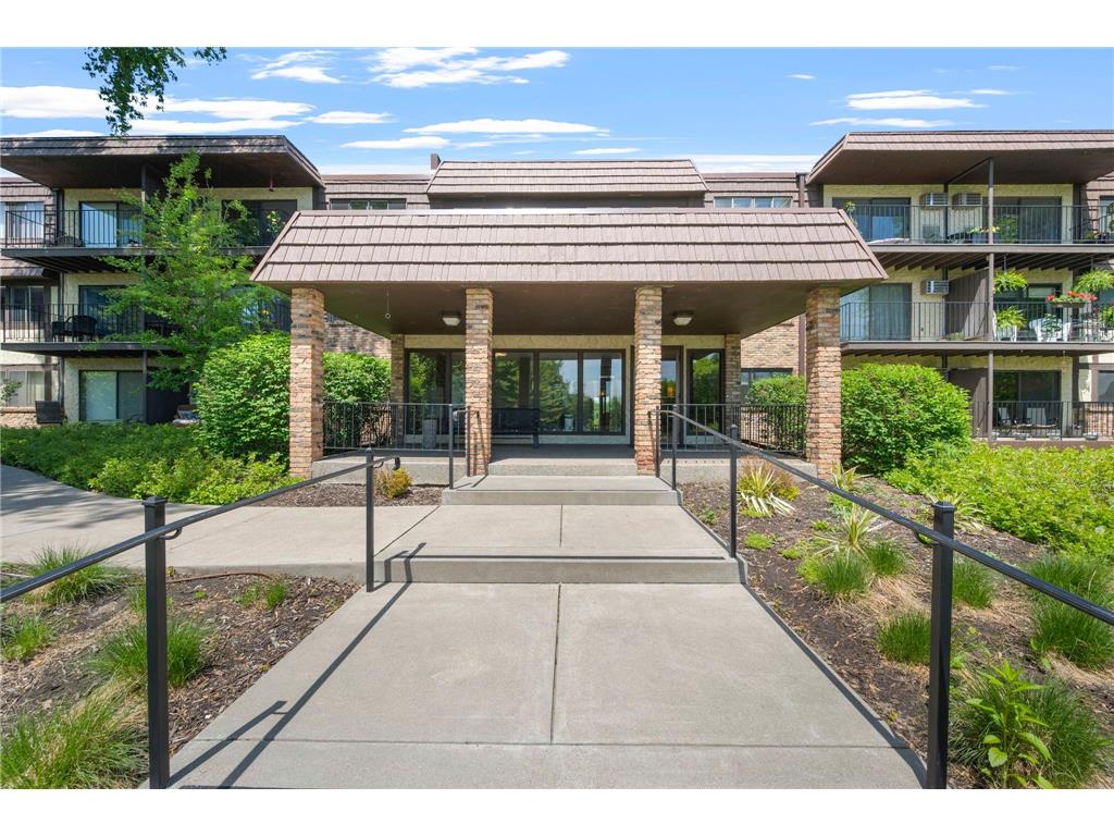 205 Barry #117 Wayzata MN 55391 7074963 image68