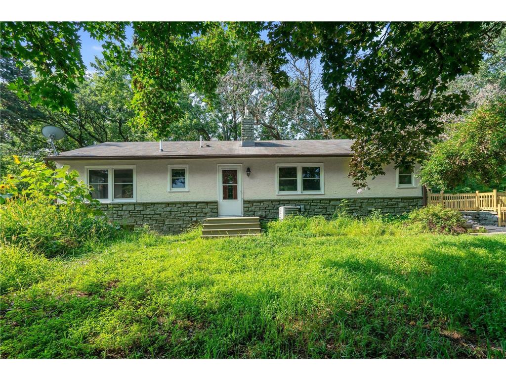 2050 65th Street E Inver Grove Heights MN 55077 6415133 image1