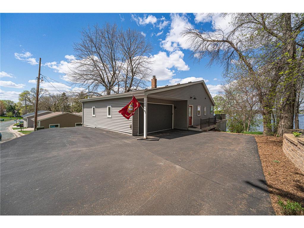 2050 Lake View Drive Prior Lake MN 55352 - Spring 7067385 image13