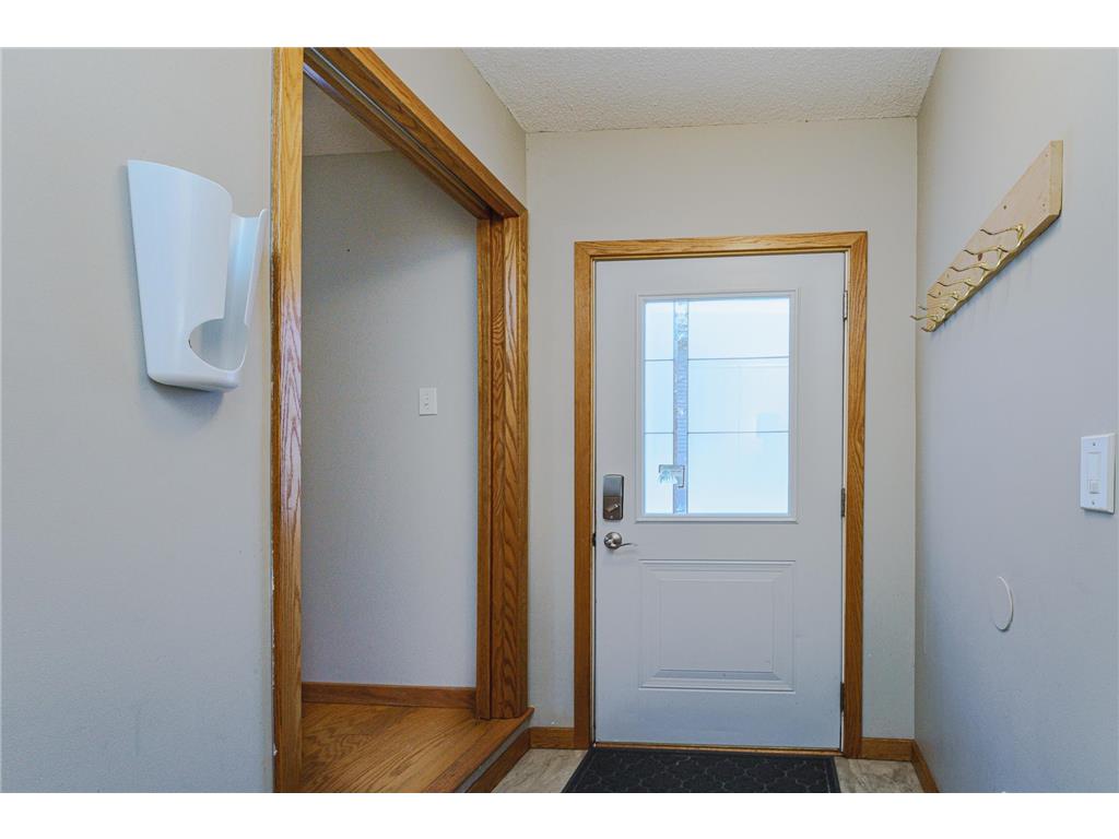 2050 Lake View Drive Prior Lake MN 55352 - Spring 7067385 image15