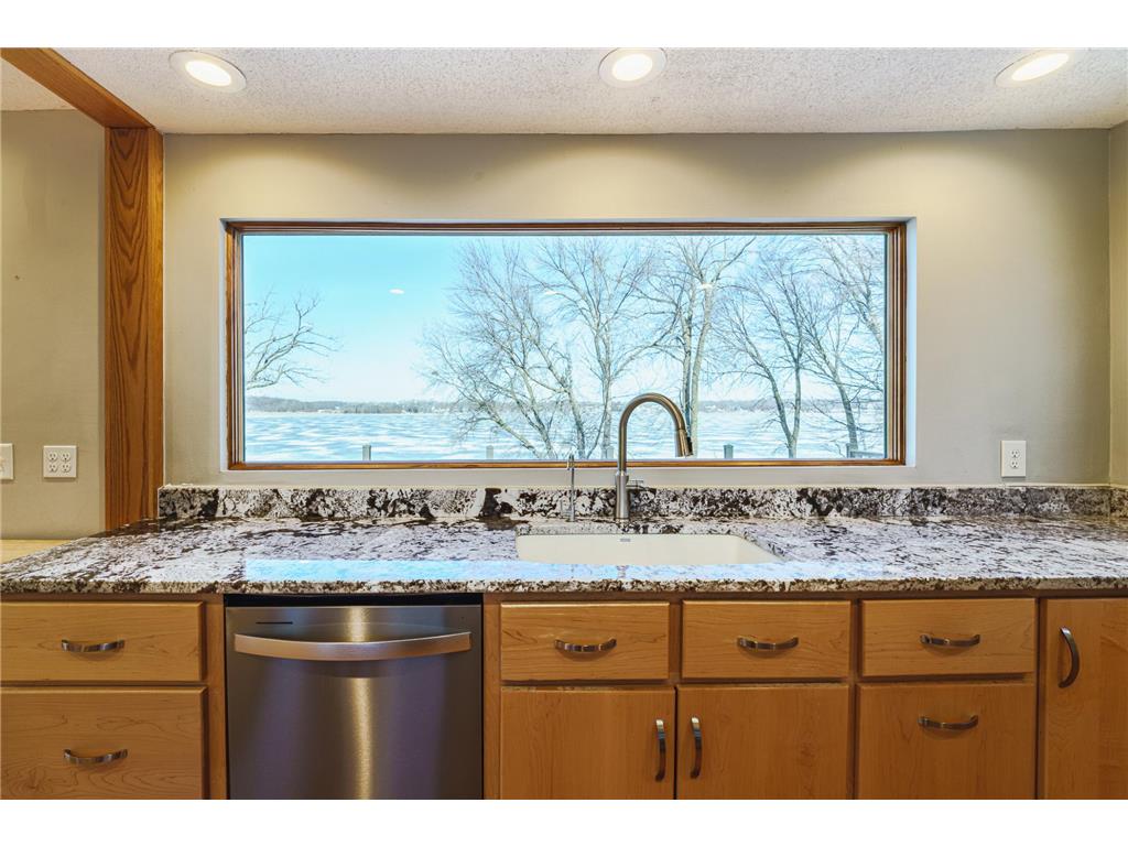 2050 Lake View Drive Prior Lake MN 55352 - Spring 7067385 image23