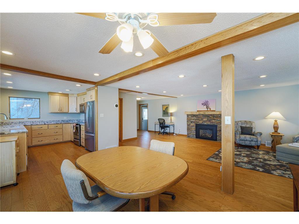 2050 Lake View Drive Prior Lake MN 55352 - Spring 7067385 image27