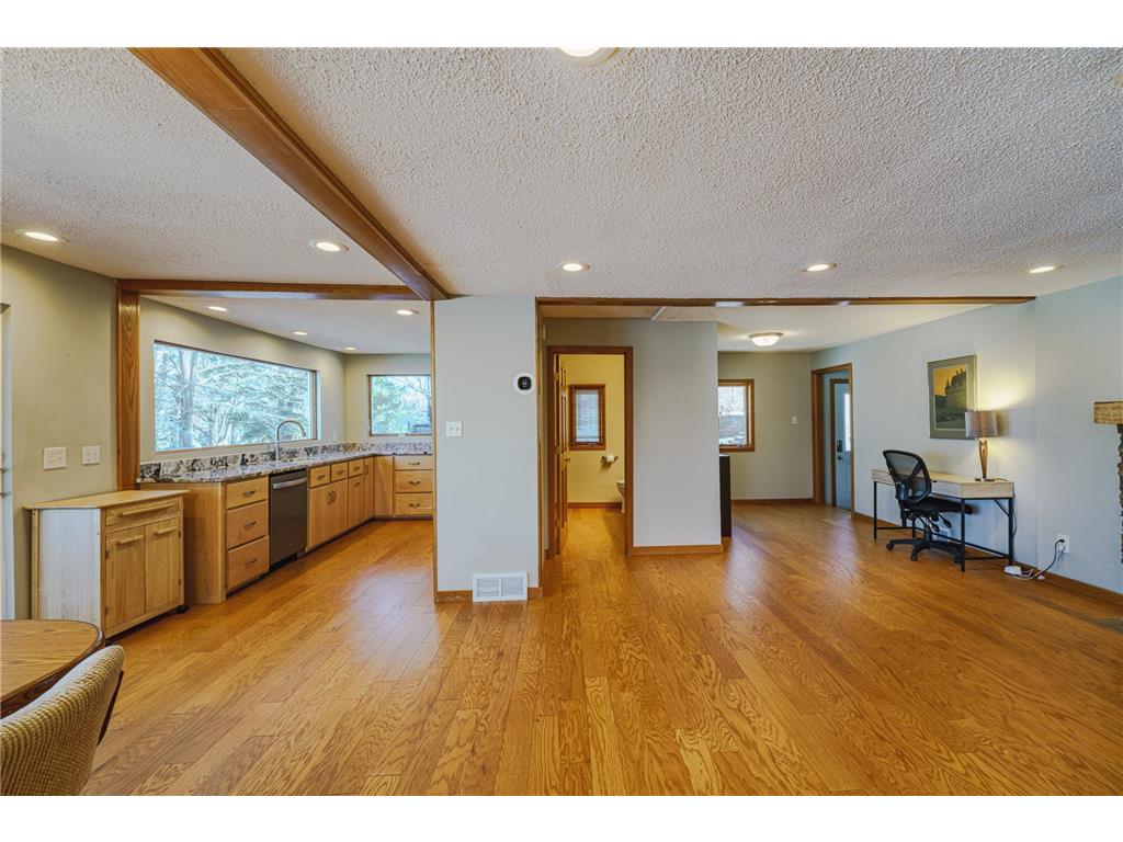 2050 Lake View Drive Prior Lake MN 55352 - Spring 7067385 image29