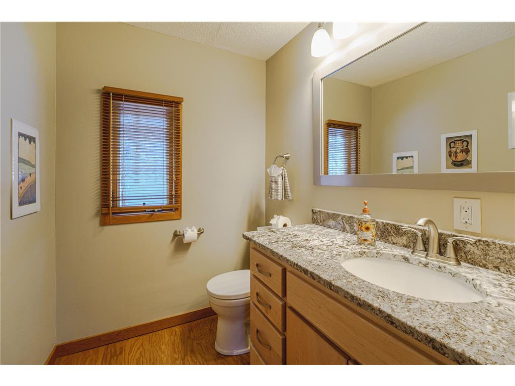 2050 Lake View Drive Prior Lake MN 55352 - Spring 7067385 image30