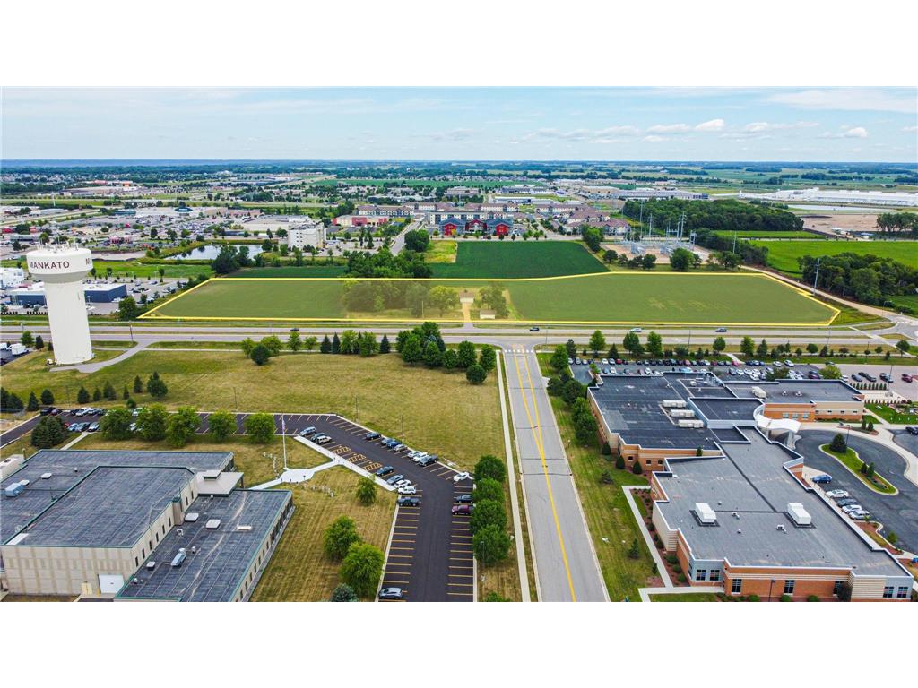 2050 Madison Avenue Mankato MN 56001 6607155 image2