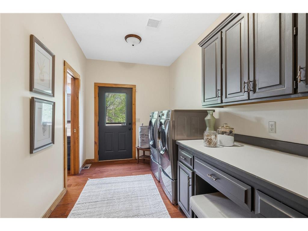2050 Oakwood Ridge Chanhassen MN 55317 7050705 image27