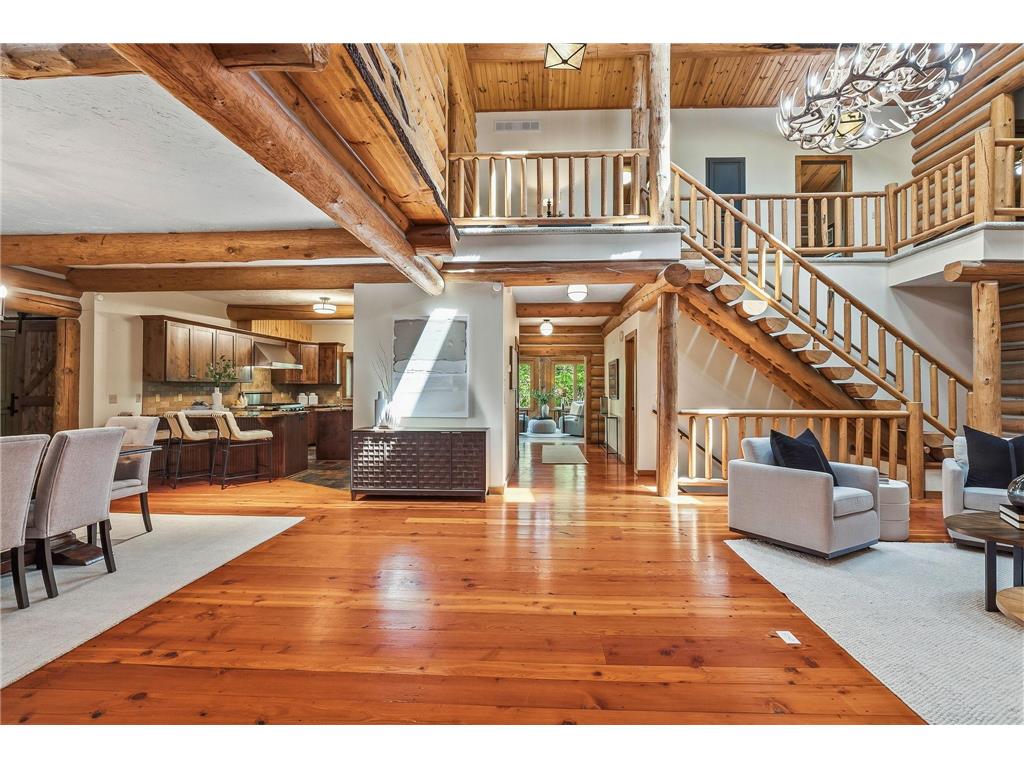 2050 Oakwood Ridge Chanhassen MN 55317 7050705 image3