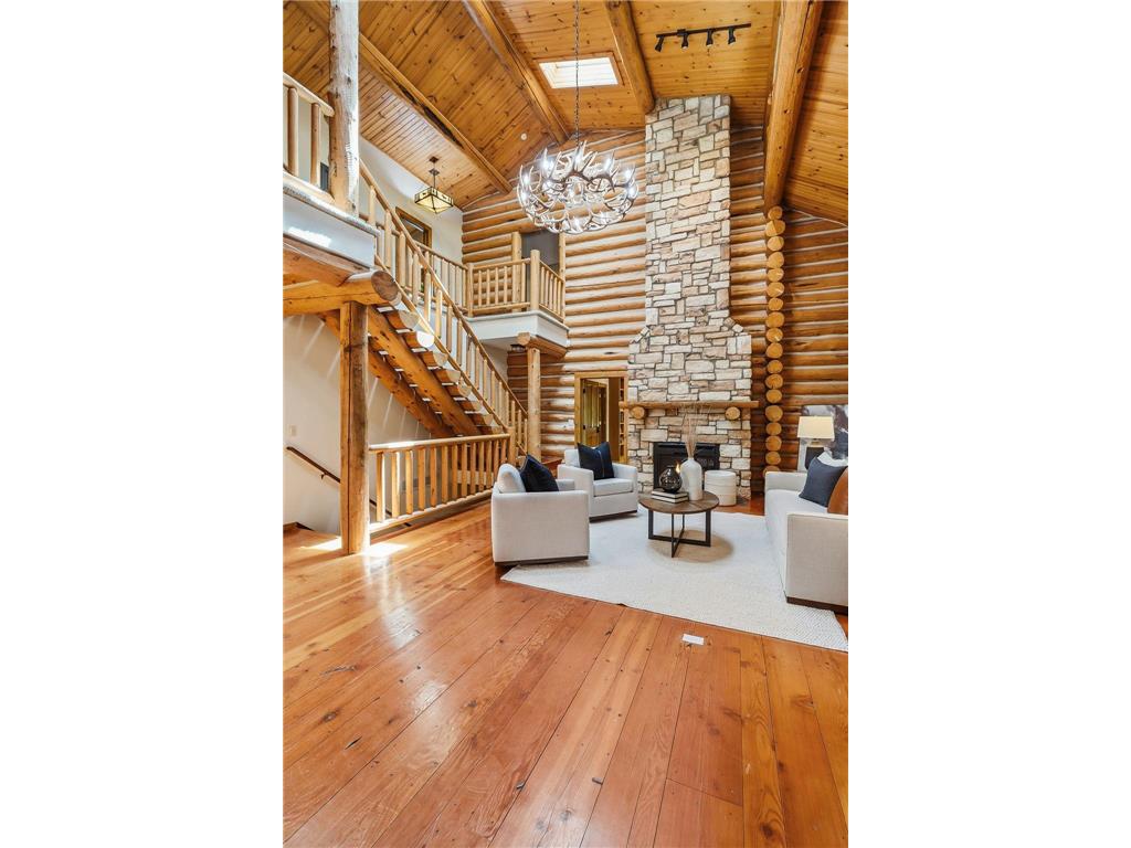 2050 Oakwood Ridge Chanhassen MN 55317 7050705 image4