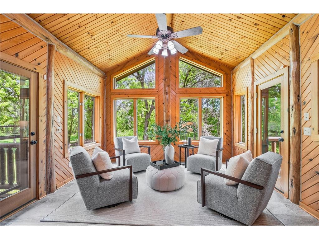 2050 Oakwood Ridge Chanhassen MN 55317 7050705 image5
