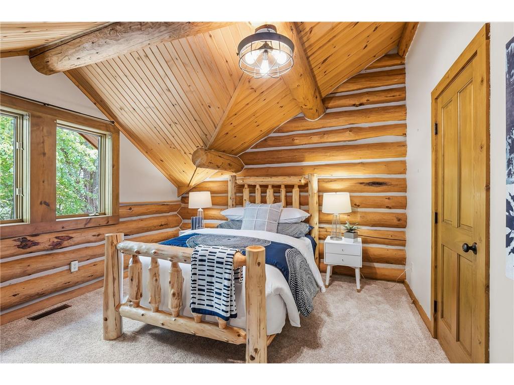 2050 Oakwood Ridge Chanhassen MN 55317 7050705 image56