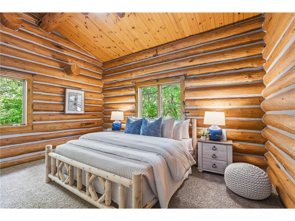 2050 Oakwood Ridge Chanhassen MN 55317 7050705 image65