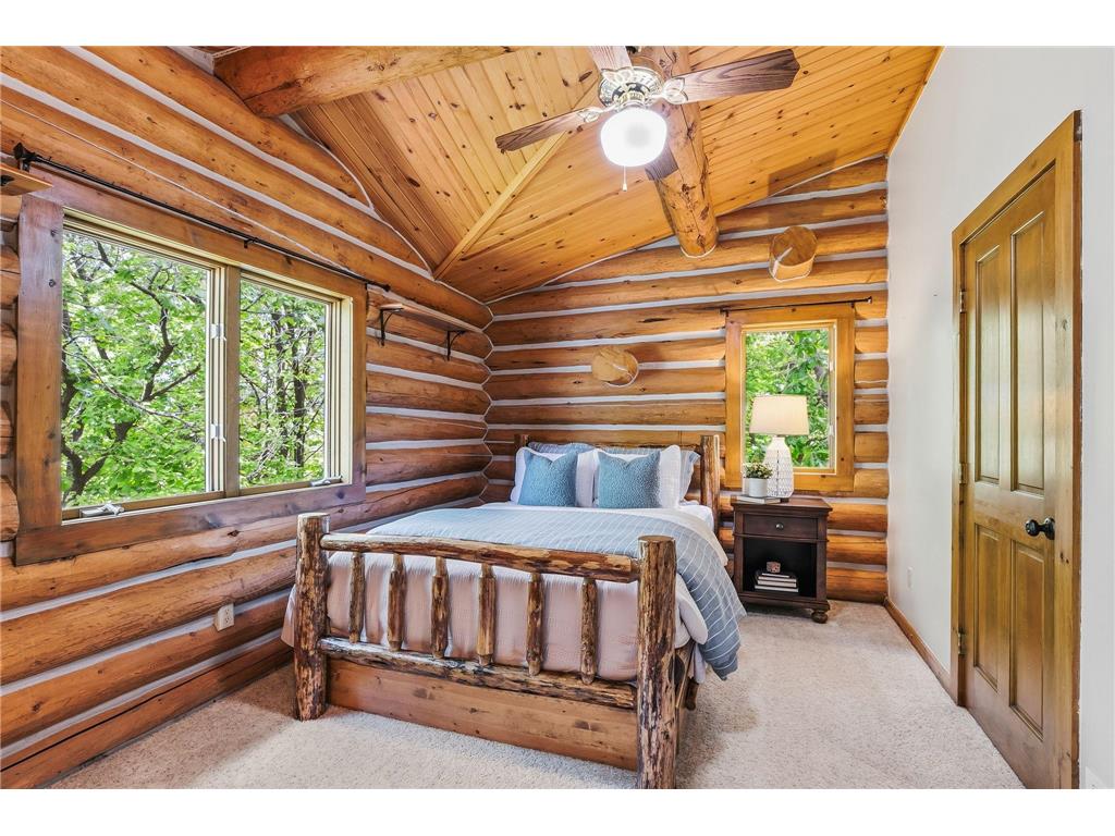 2050 Oakwood Ridge Chanhassen MN 55317 7050705 image68