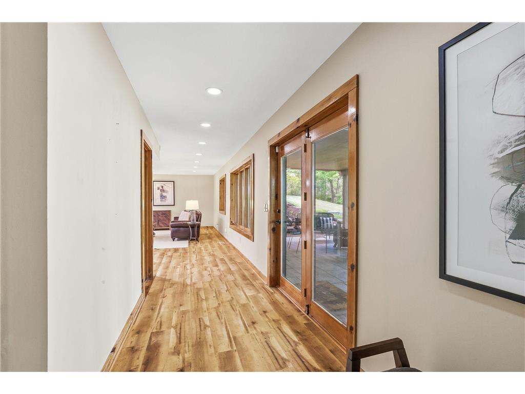 2050 Oakwood Ridge Chanhassen MN 55317 7050705 image72