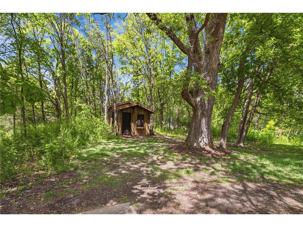 2050 Oakwood Ridge Chanhassen MN 55317 7050705 image85