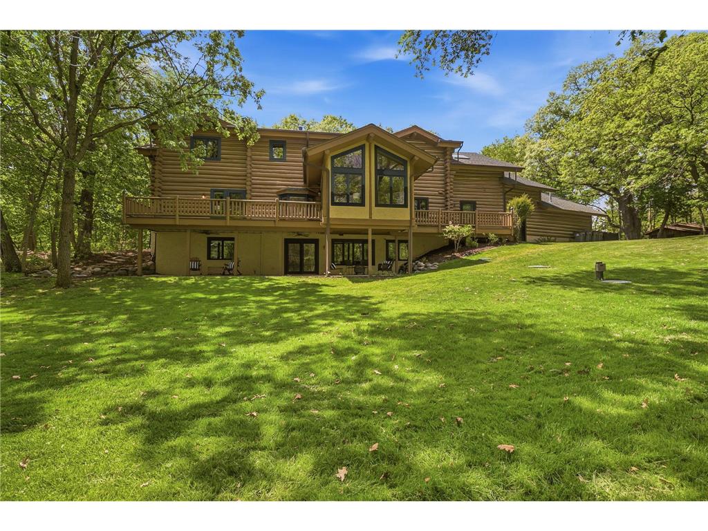 2050 Oakwood Ridge Chanhassen MN 55317 7050705 image88