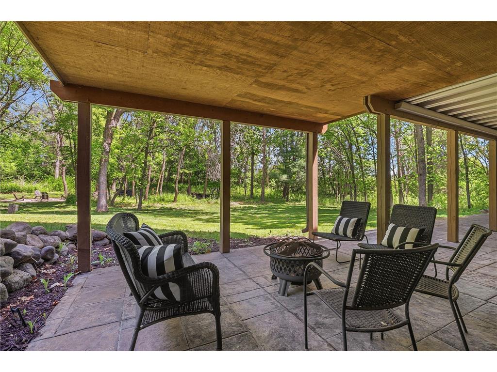2050 Oakwood Ridge Chanhassen MN 55317 7050705 image91