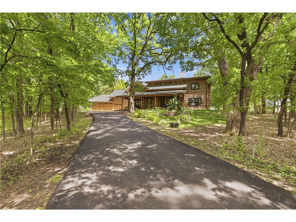 2050 Oakwood Ridge Chanhassen MN 55317 7050705 image95