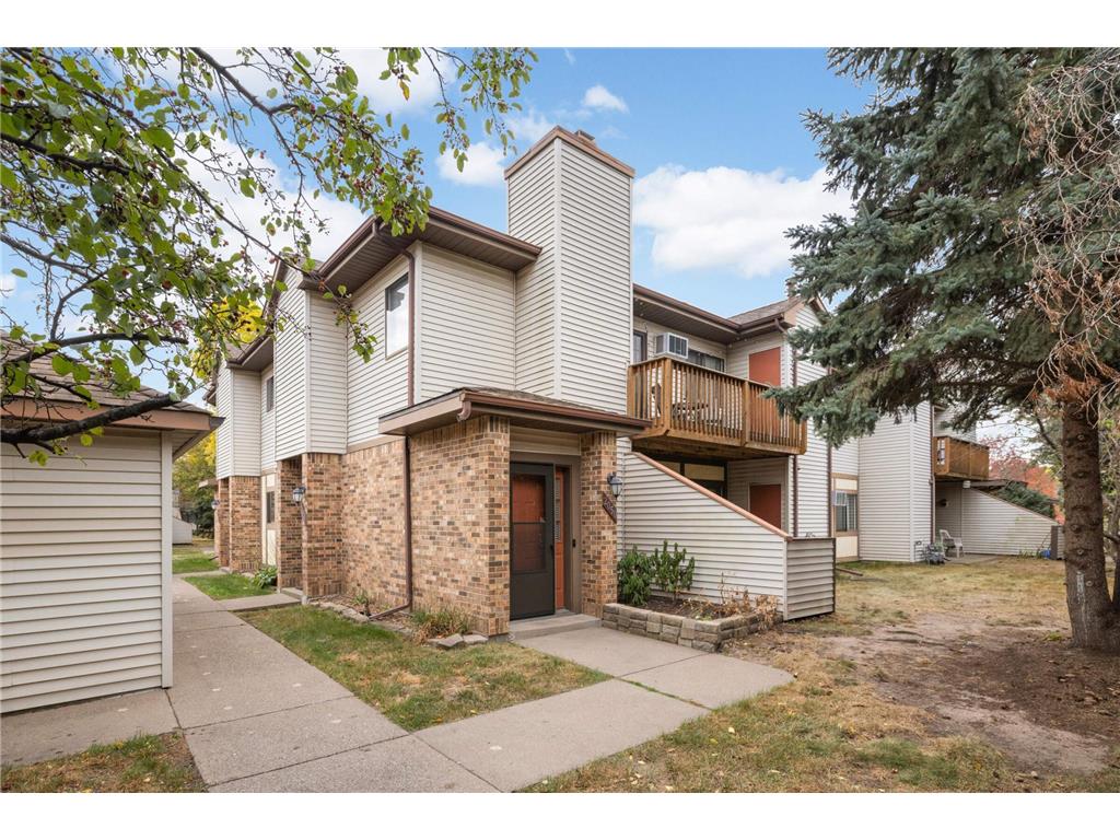 2050 Pathways Drive Saint Paul MN 55119 6616118 image1