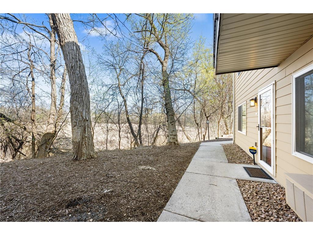 2050 Ridge Drive #16 Saint Louis Park MN 55416 7051700 image2