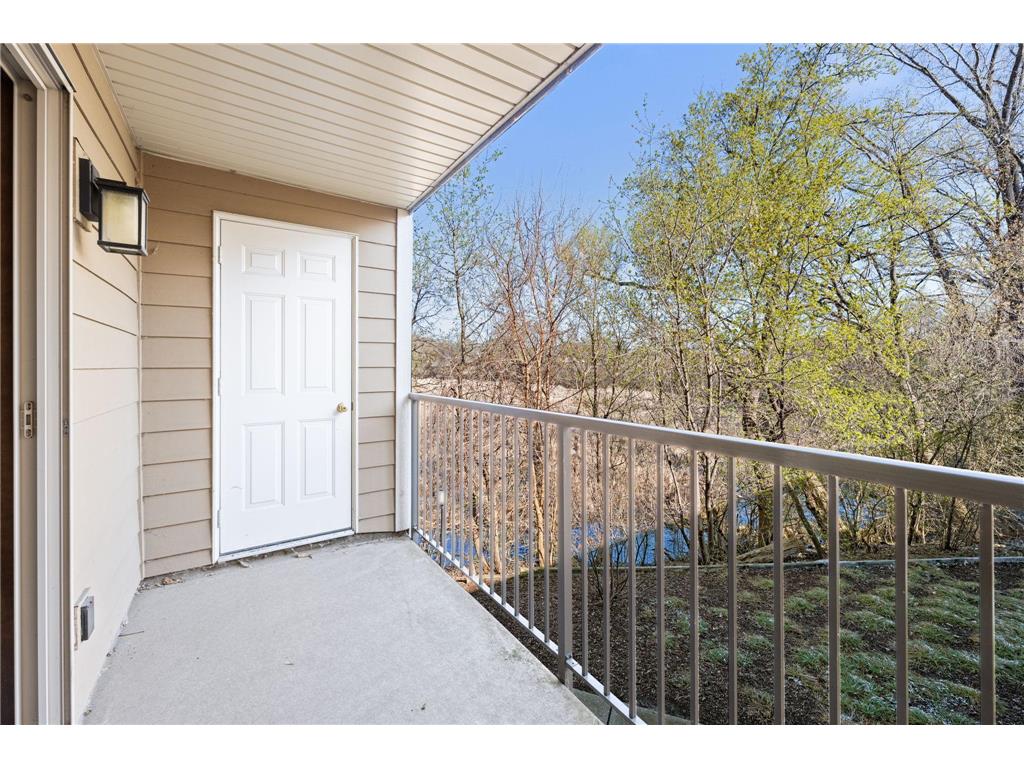 2050 Ridge Drive #16 Saint Louis Park MN 55416 7051700 image35