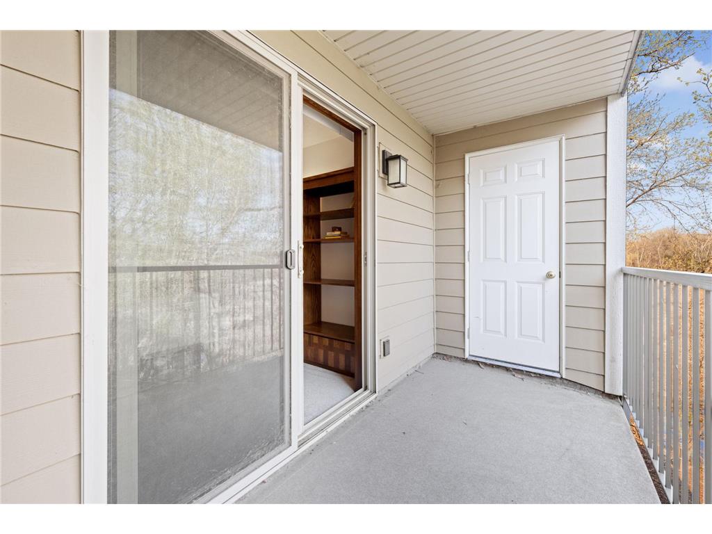 2050 Ridge Drive #16 Saint Louis Park MN 55416 7051700 image36