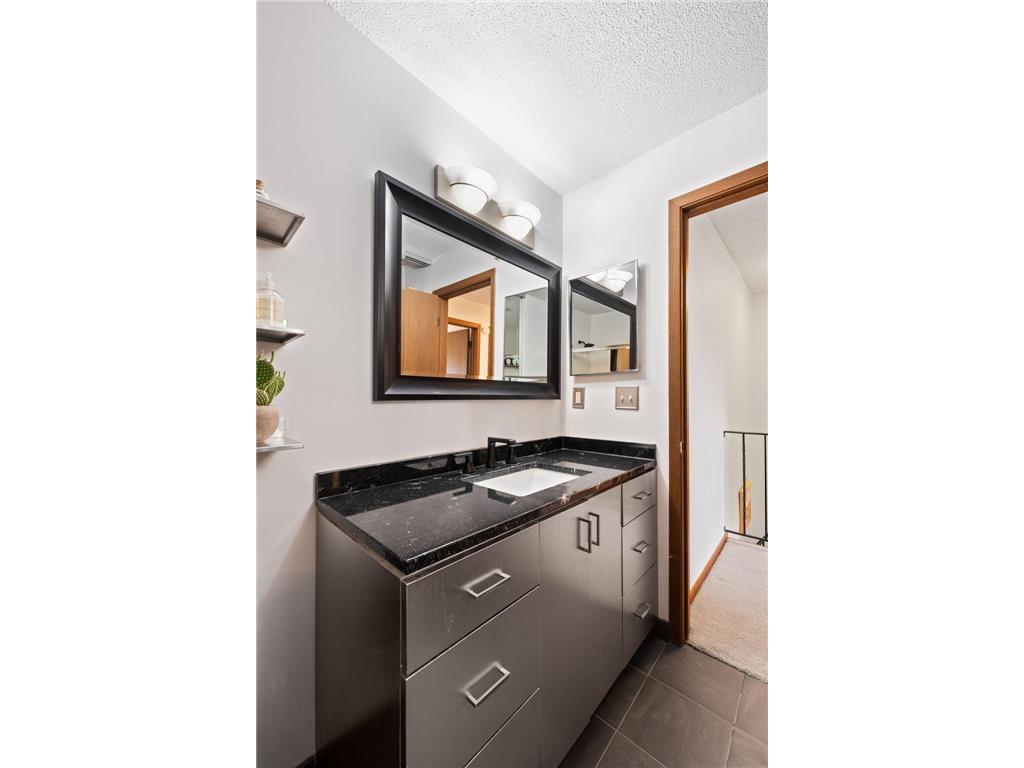 2050 Ridge Drive #16 Saint Louis Park MN 55416 7051700 image39