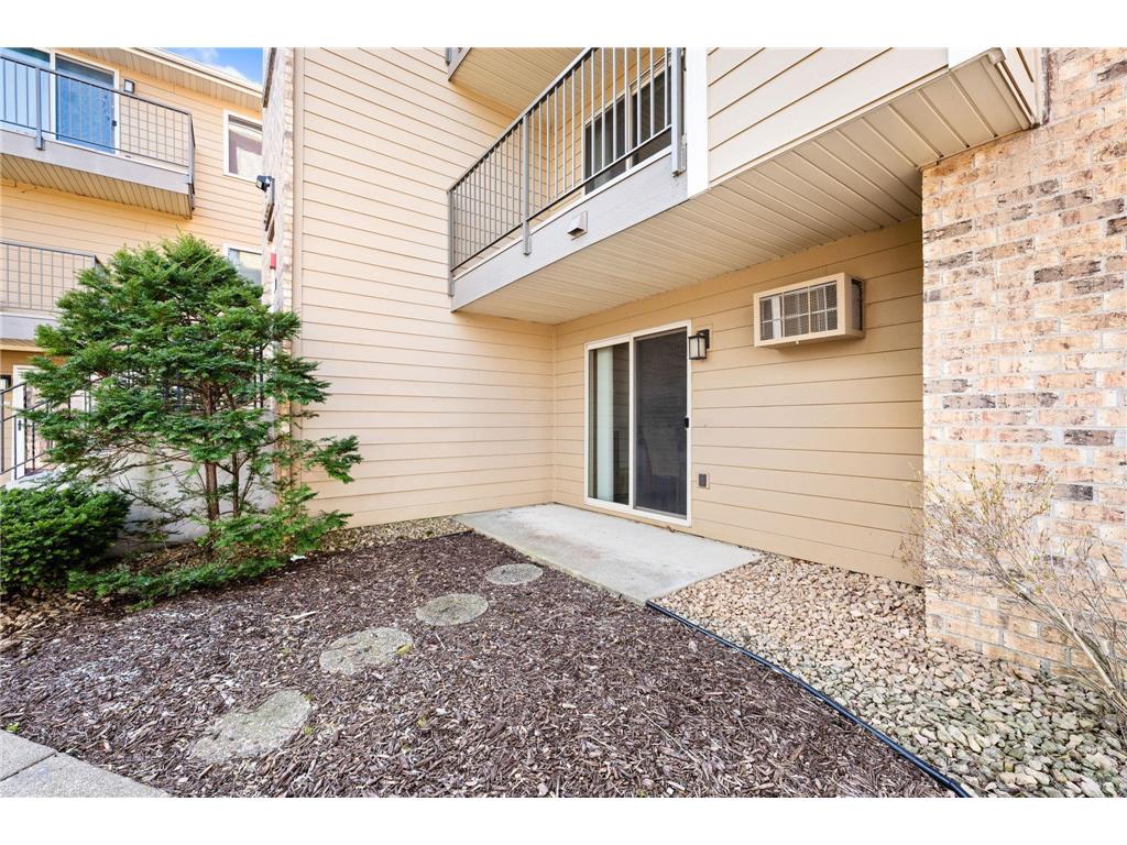 2050 Ridge Drive #16 Saint Louis Park MN 55416 7051700 image42