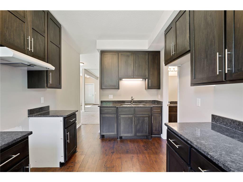 2050 W Broadway Avenue Minneapolis MN 55411 7073087 image15