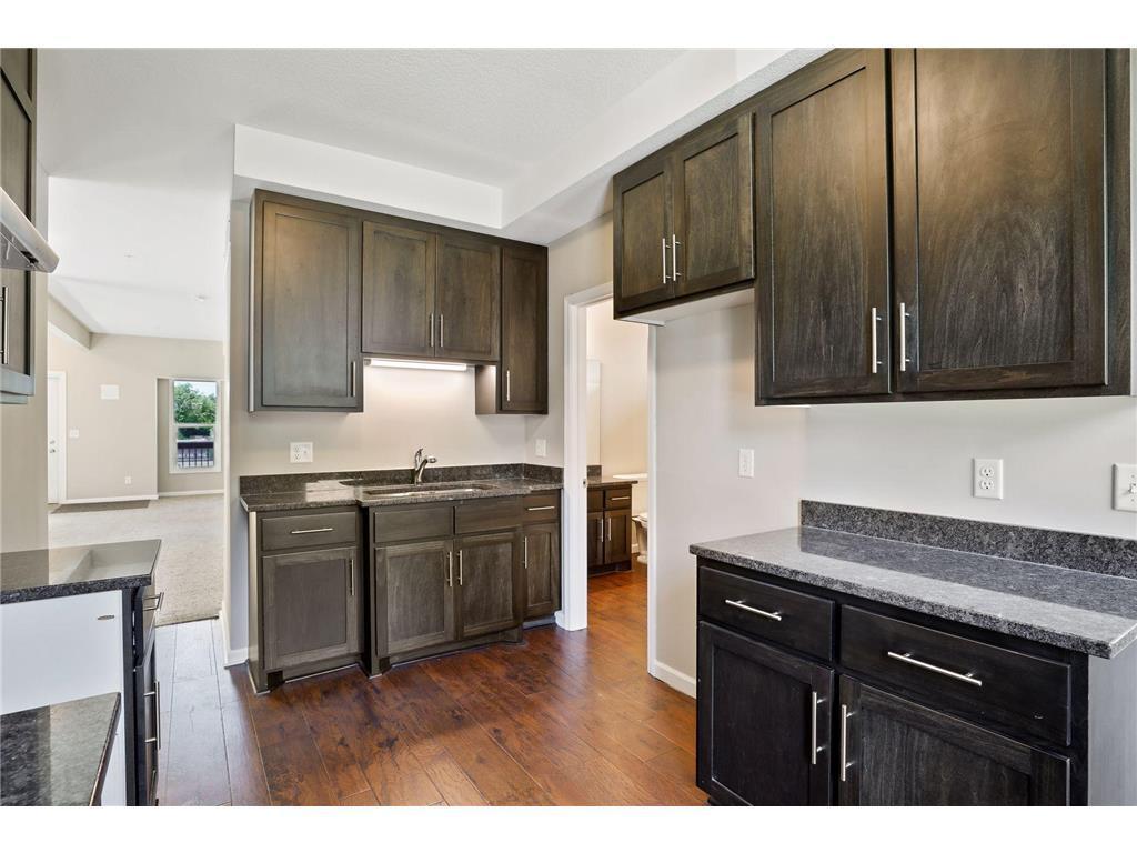 2050 W Broadway Avenue Minneapolis MN 55411 7073087 image16