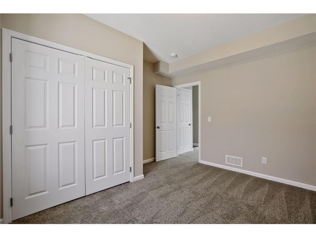 2050 W Broadway Avenue Minneapolis MN 55411 7073087 image24