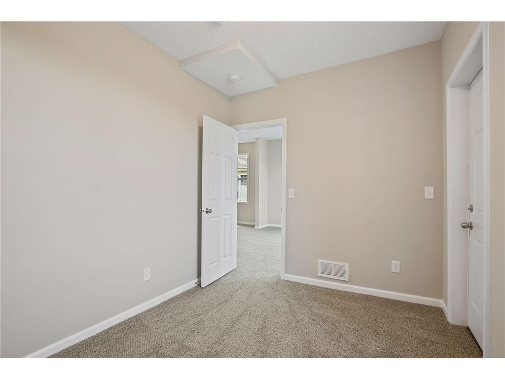 2050 W Broadway Avenue Minneapolis MN 55411 7073087 image26
