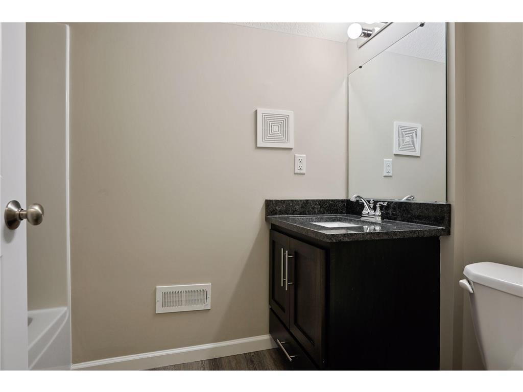 2050 W Broadway Avenue Minneapolis MN 55411 7073087 image37