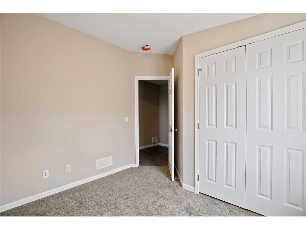 2050 W Broadway Avenue Minneapolis MN 55411 7073087 image39