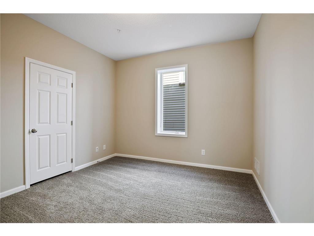 2050 W Broadway Avenue Minneapolis MN 55411 7073087 image8