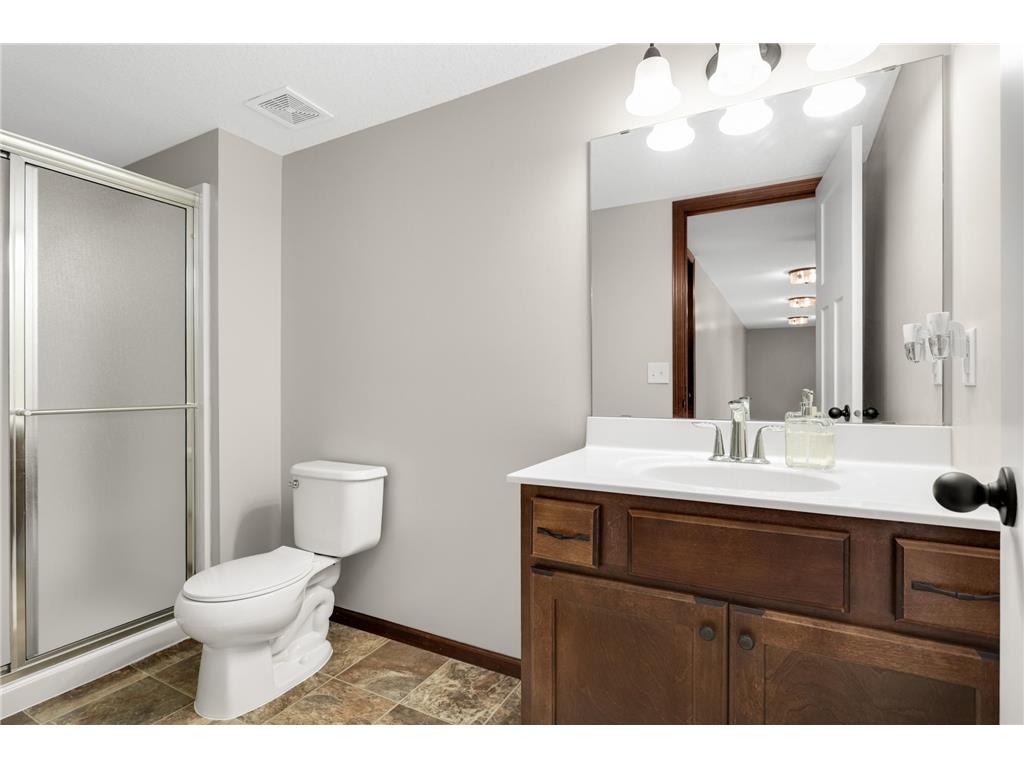 20508 Hartford Way Lakeville MN 55044 7013729 image31