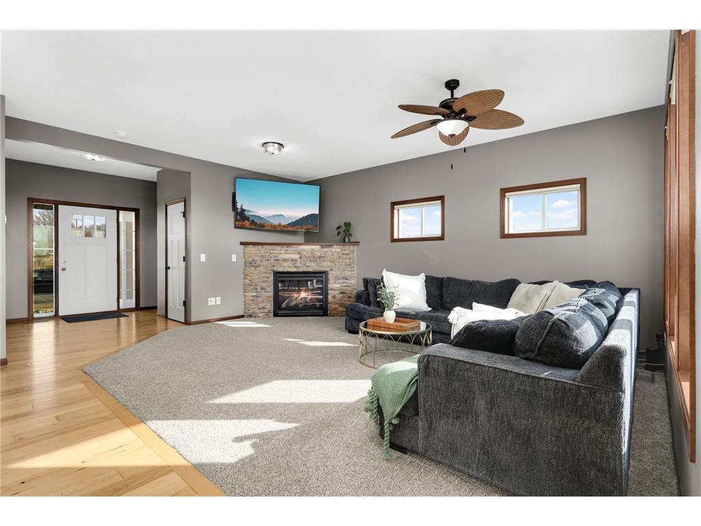 20508 Hartford Way Lakeville MN 55044 7013729 image8