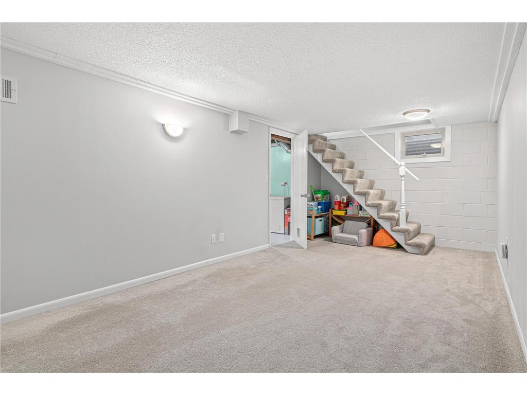 2051 107th Avenue NW Coon Rapids MN 55433 7049693 image19