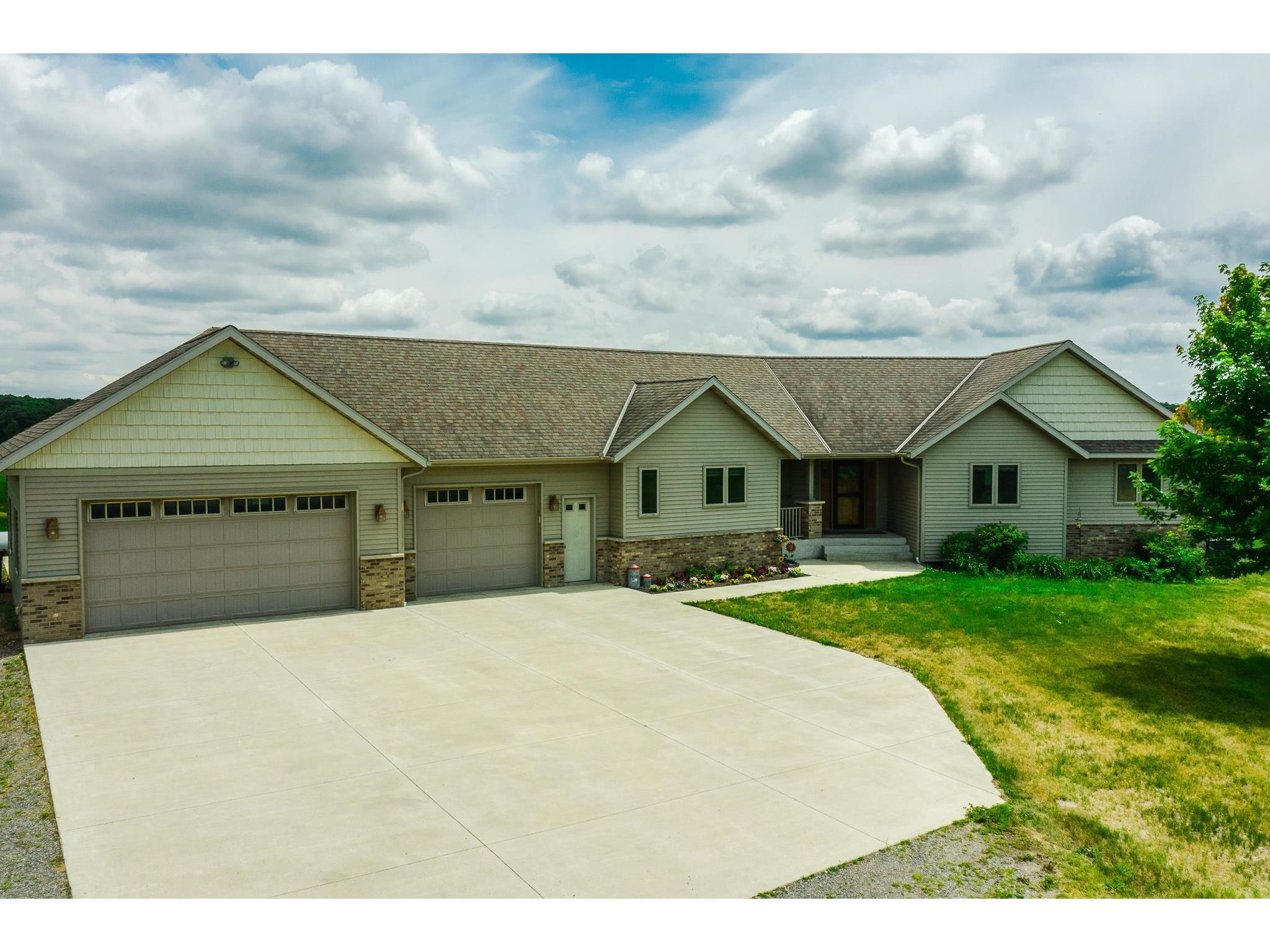 20510 County Road 7, Saint Augusta, MN, 55382 MLS 7119335 Edina Realty