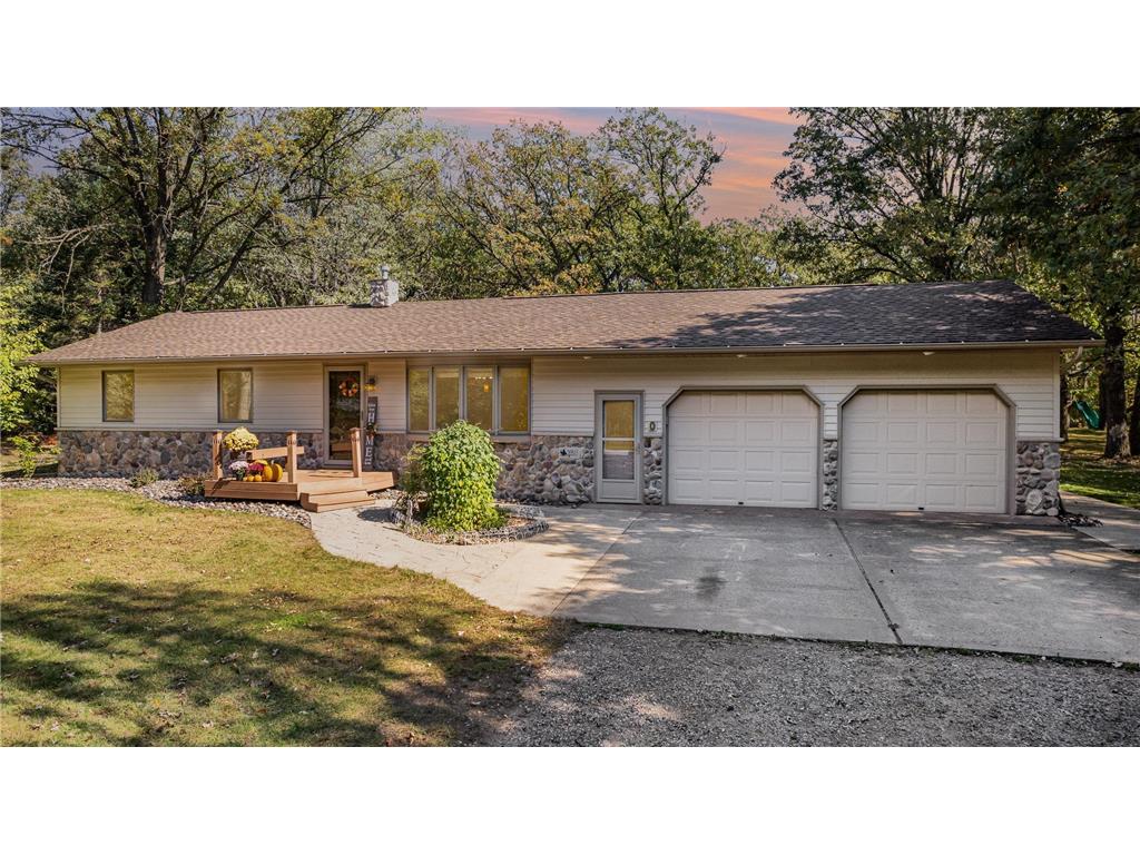 20511 Xavis Street NW Oak Grove MN 55011 6438164 image1