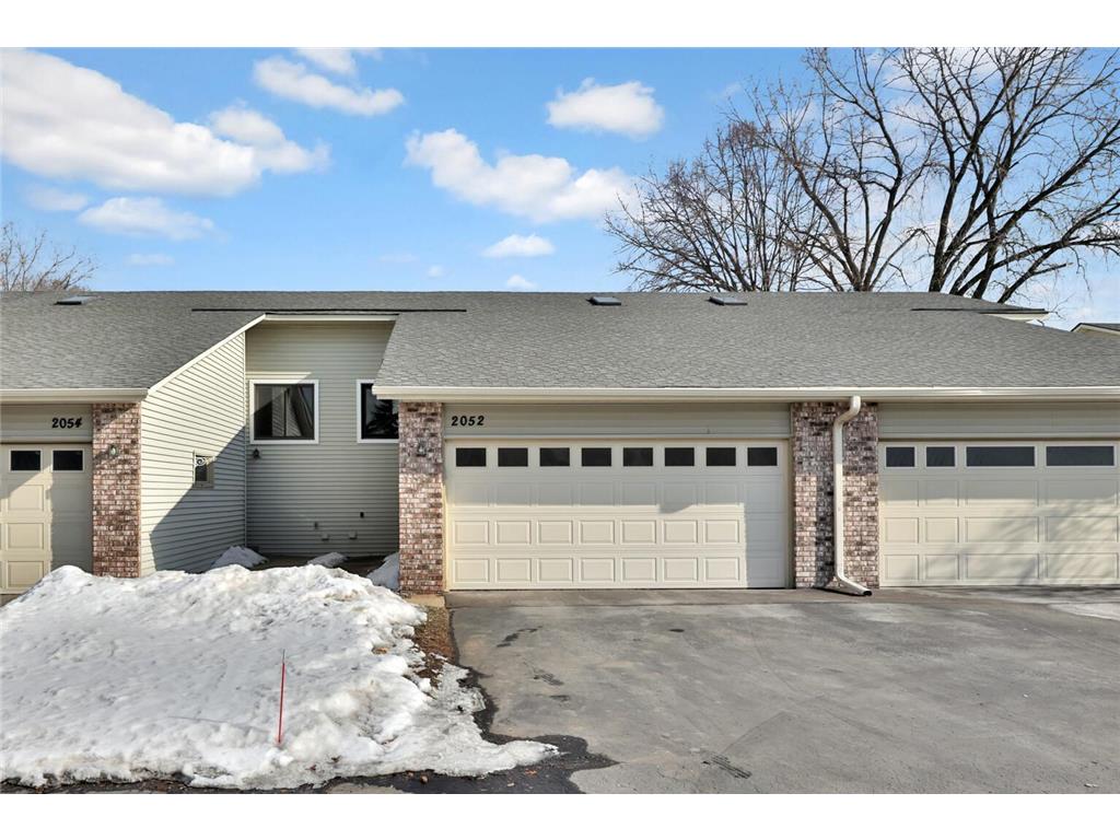 2052 Bradley Street Maplewood MN 55117 6826328 image1