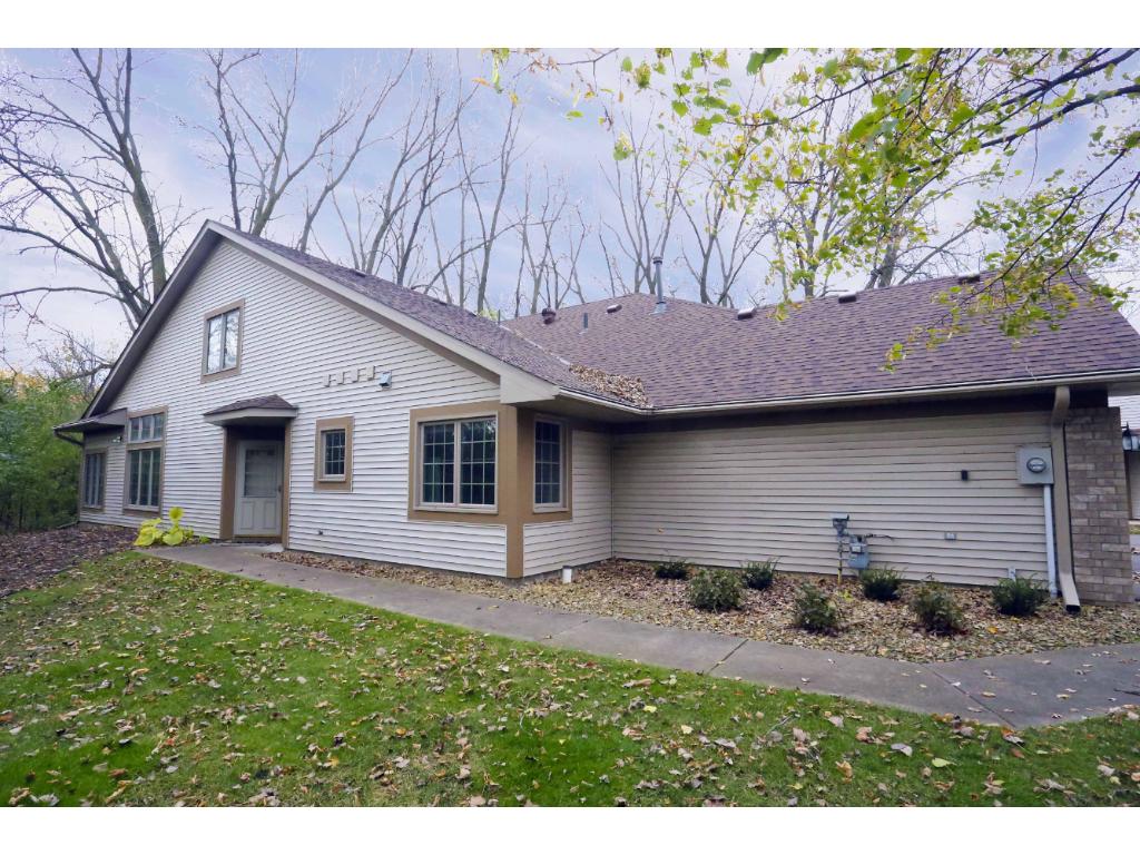 2052 Holloway Avenue E, Maplewood, MN 55109 MLS 4774040 Edina Realty