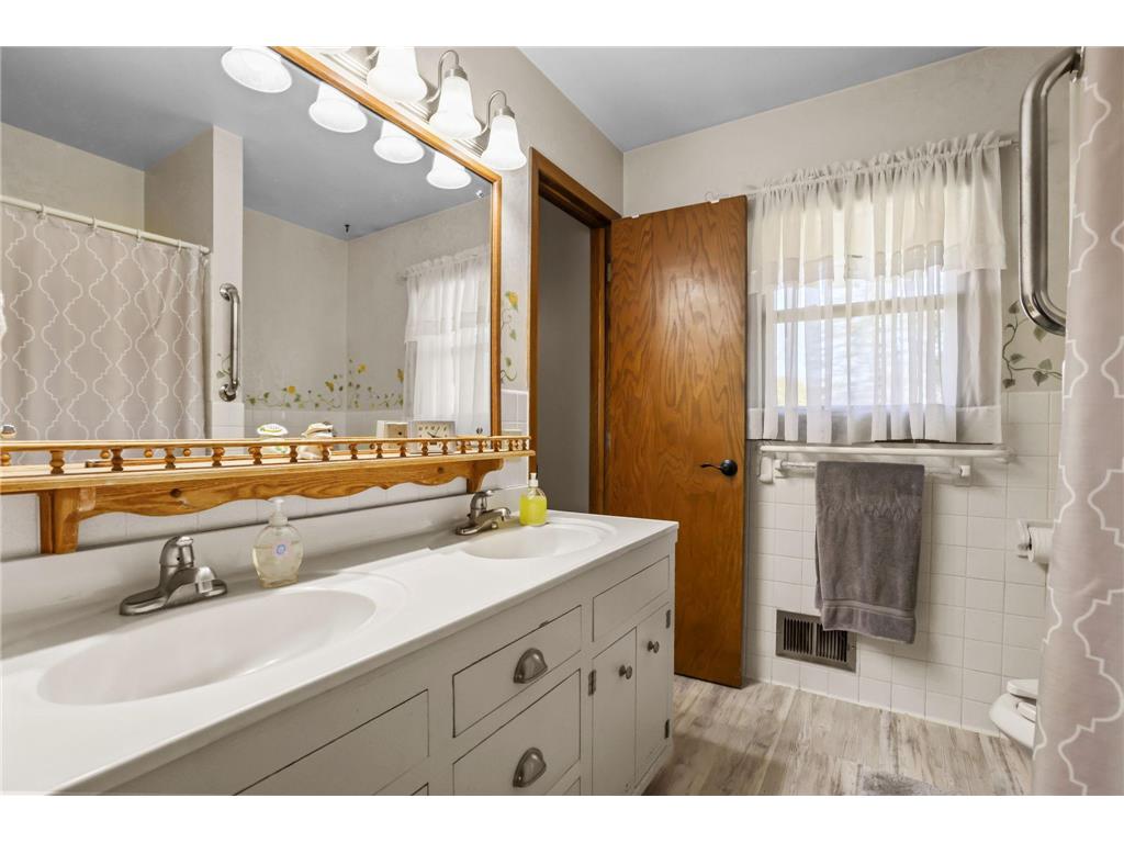 20525 Harrow Avenue N Forest Lake MN 55025 7014102 image15