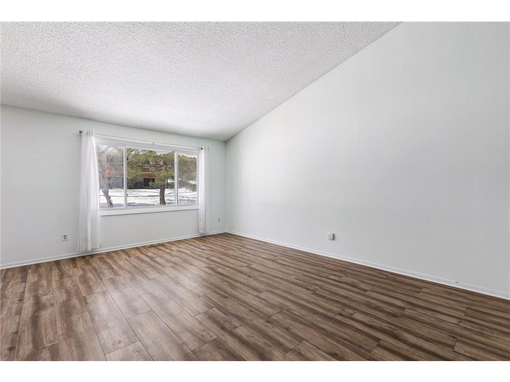 2053 Edgerton Street Maplewood MN 55117 7021922 image10