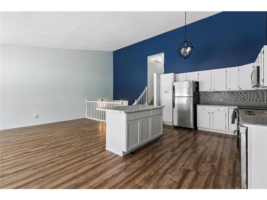 2053 Edgerton Street Maplewood MN 55117 7021922 image18