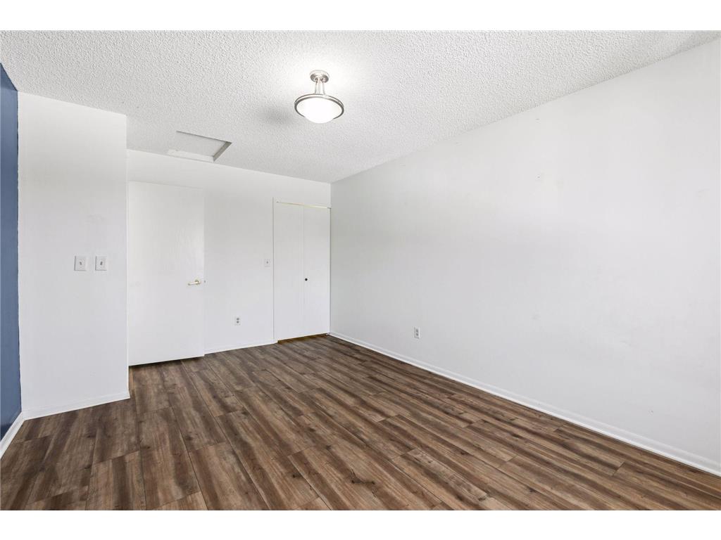 2053 Edgerton Street Maplewood MN 55117 7021922 image29