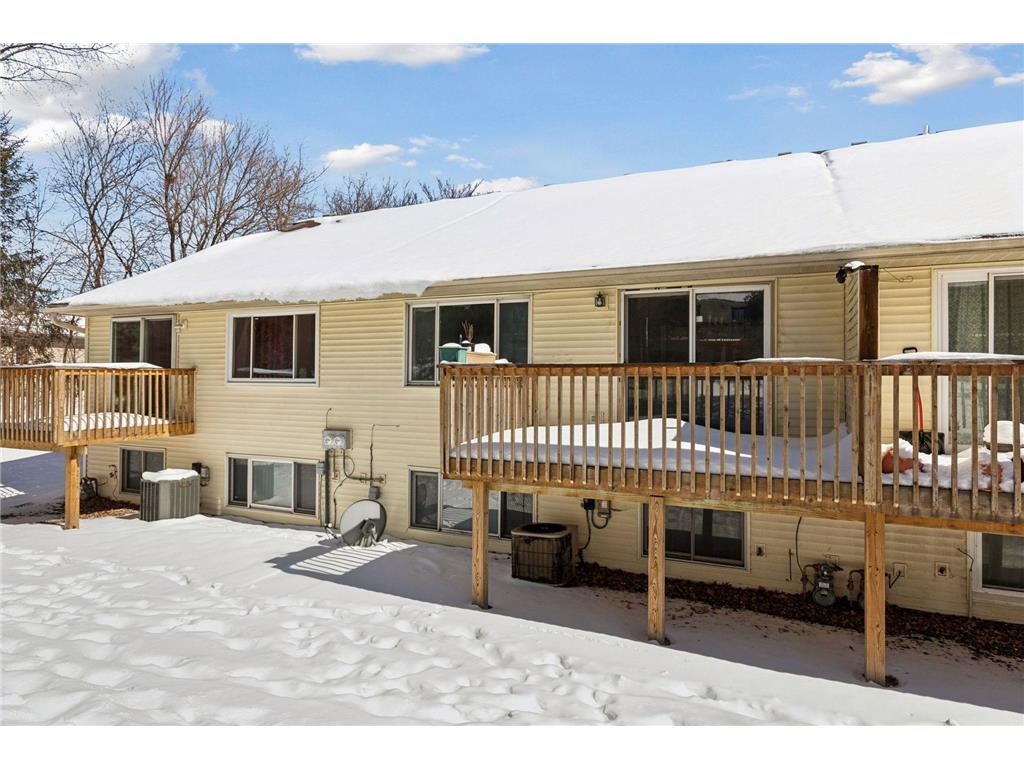 2053 Edgerton Street Maplewood MN 55117 7021922 image47