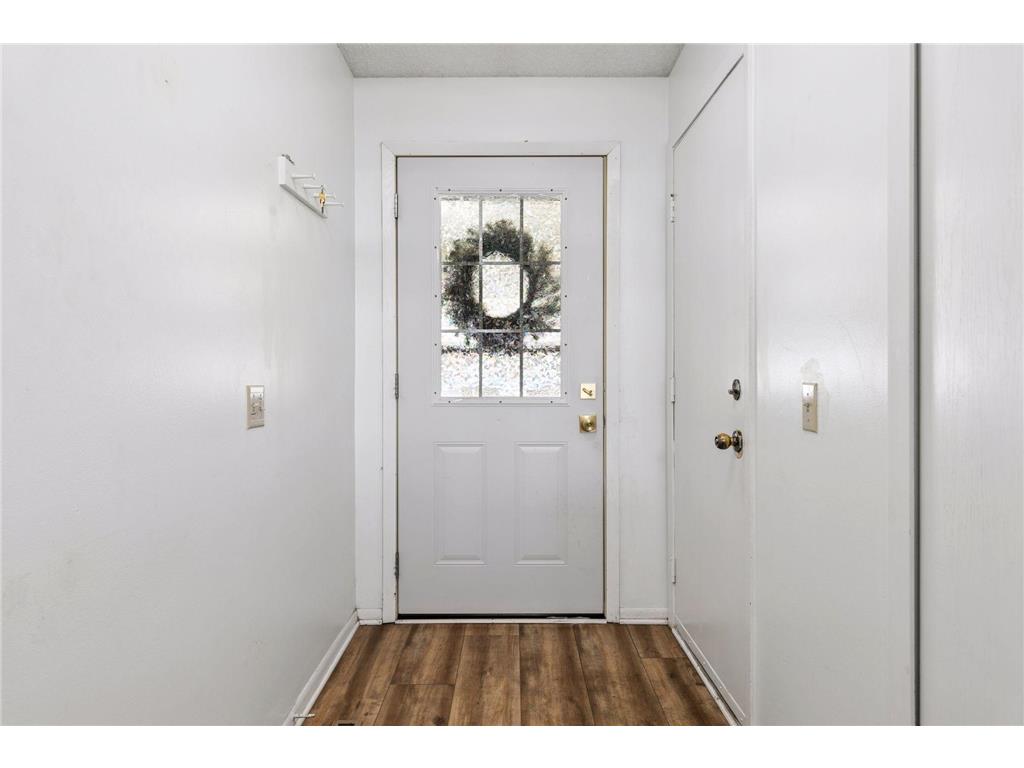 2053 Edgerton Street Maplewood MN 55117 7021922 image6