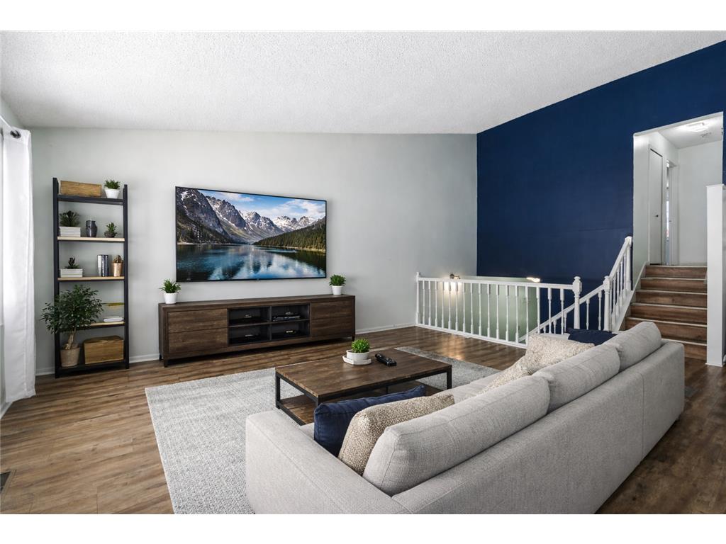 2053 Edgerton Street Maplewood MN 55117 7021922 image8