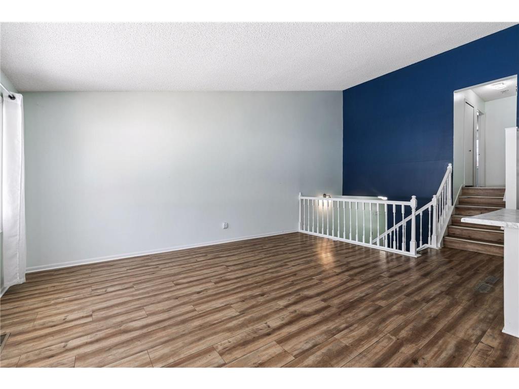 2053 Edgerton Street Maplewood MN 55117 7021922 image9